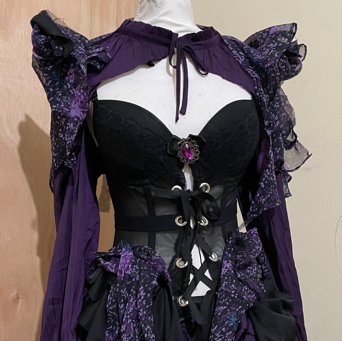 Raven’s dress