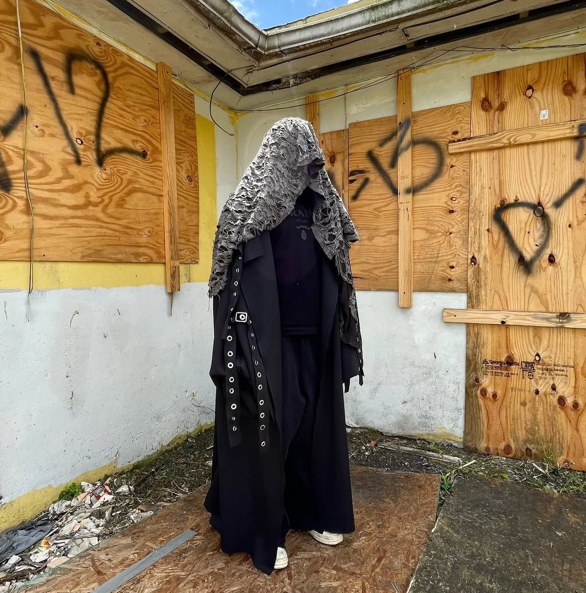 Hallow Coat 1/1