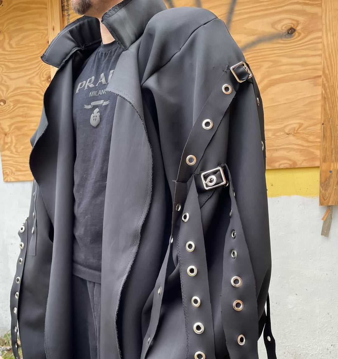 Hallow Coat 1/1